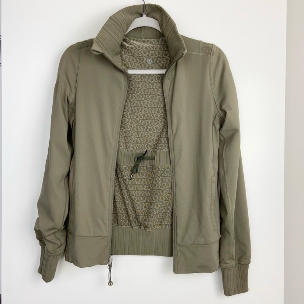 Lululemon Raja Reversible Jacket - Picture 2 of 9